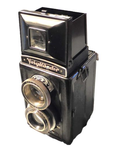 Voigtlander Brillant 6x6 TLR with 7.5cm f4.5 Heliar lens in Compur-Rapid shutter + ER case