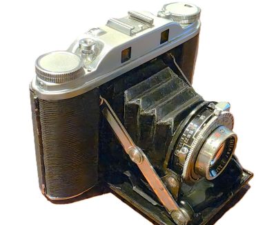 Agfa Isolette III ("Isolette II" marked on the door) 6x6 on 120 folding Uncoupled Rangefinder camera with 75mm f3.5 Solinar coated lens in Prontor-SV shutter