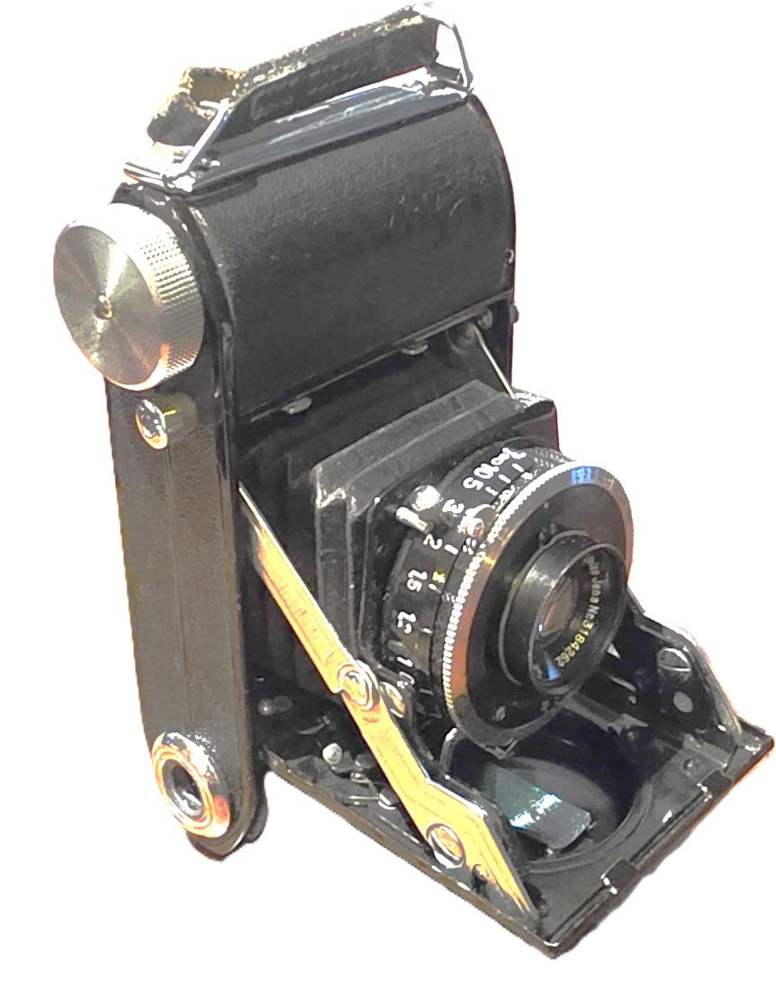 mwc20260213-133 Balda Baldini 35mm folding camera, black, with 5cm f3.5 Tessar lens in Compur-Rapid shutter