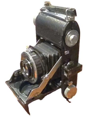 Balda Baldini 35mm folding camera, black, with 5cm f3.5 Tessar lens in Compur-Rapid shutter