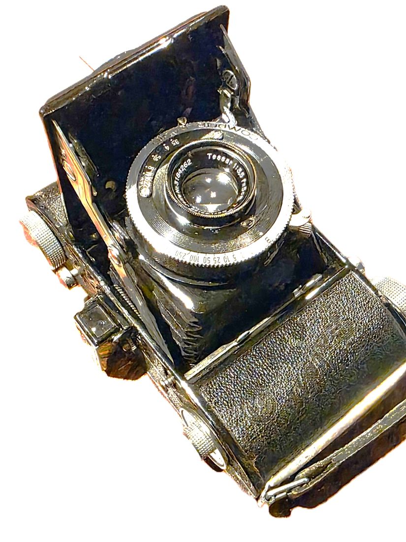 mwc20260213-135 Balda Baldini 35mm folding camera, black, with 5cm f3.5 Tessar lens in Compur-Rapid shutter