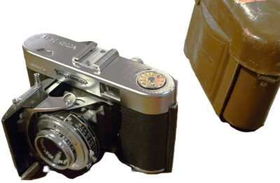 Voigtlander Vito IIa 35mm folding camera with 50mm f3.5 Color-Skopar lens in Prontor-SVS shutter + ER case