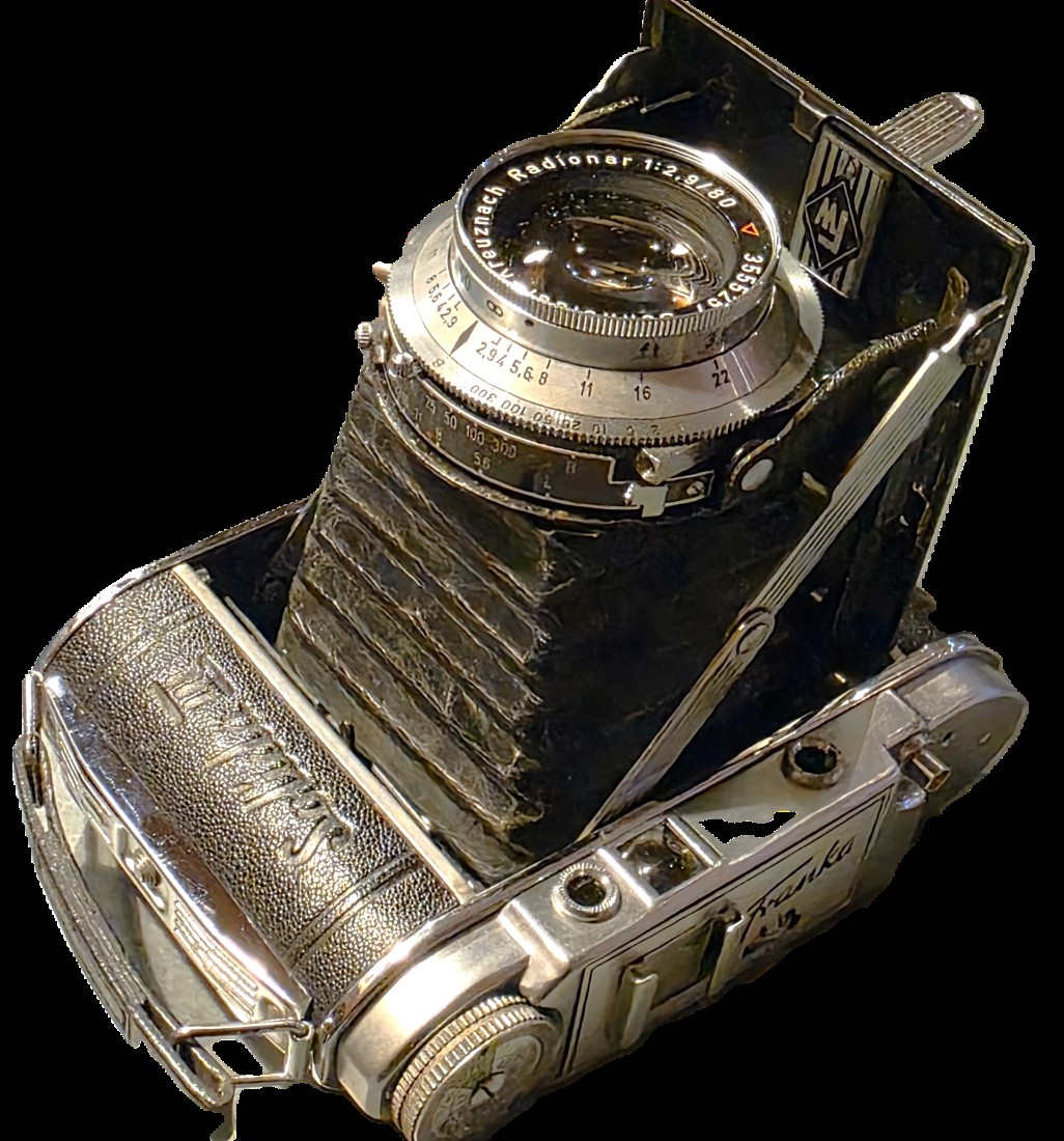 Franka Solida III 6×6 on 120 folding Uncoupled Rangefinder camera