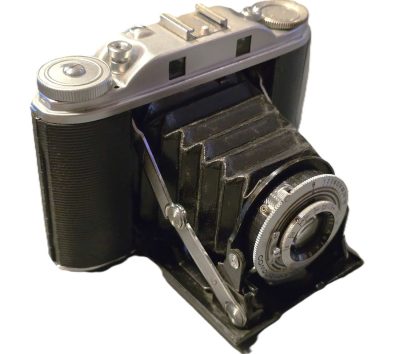 Agfa Isolette III 6x6 on 120 folding Uncoupled Rangefinder camera with 8.5cm f4.5 Solinar coated lens in Compur Rapid shutter + ER case