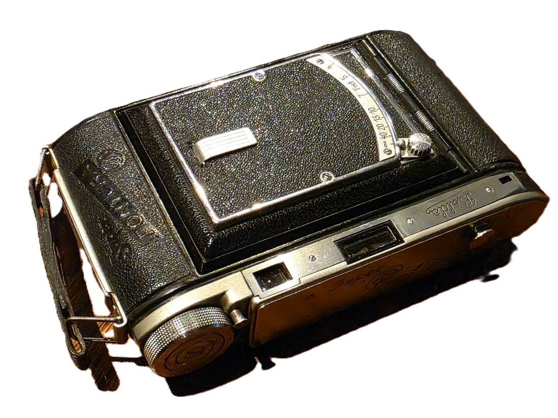 mwc20260213-70 Balda Super Pontura 6x9 Folding coupled rangefinder camera with Schneider 10.5cm f4.5 Radionar lens + ER case