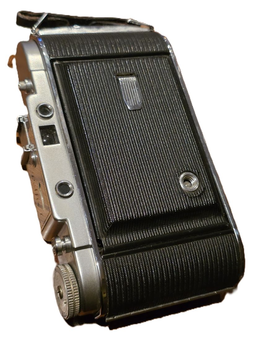 mwc20260213-99 Franka Rolfix I 6x9/6x6 folding uncoupled rangefinder camera with Schneider 105mm f4.5 Radionar lens in Pronto shutter + ER case
