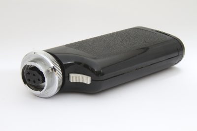 Voigtlander hand grip/Battery for the Landmark Voigtlander Vitrona camera. UNCOMMON - OFTEN MISSING FROM THE CAMERA