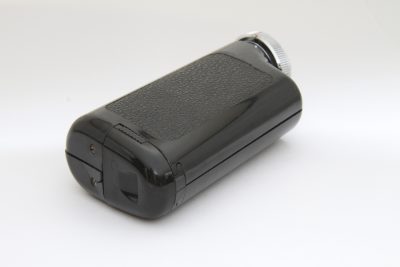 Voigtlander hand grip/Battery for the Landmark Voigtlander Vitrona camera. UNCOMMON - OFTEN MISSING FROM THE CAMERA