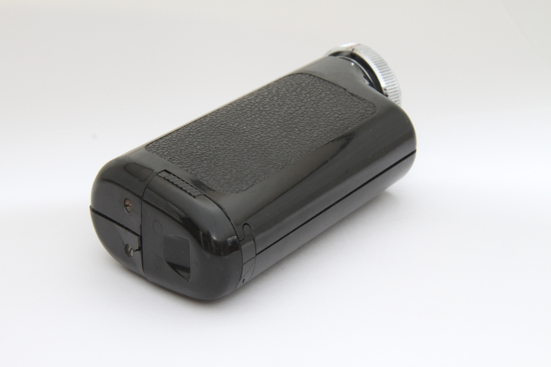 mwclassiccameras-20160819-108 Voigtlander hand grip/Battery for the Landmark Voigtlander Vitrona camera. UNCOMMON - OFTEN MISSING FROM THE CAMERA