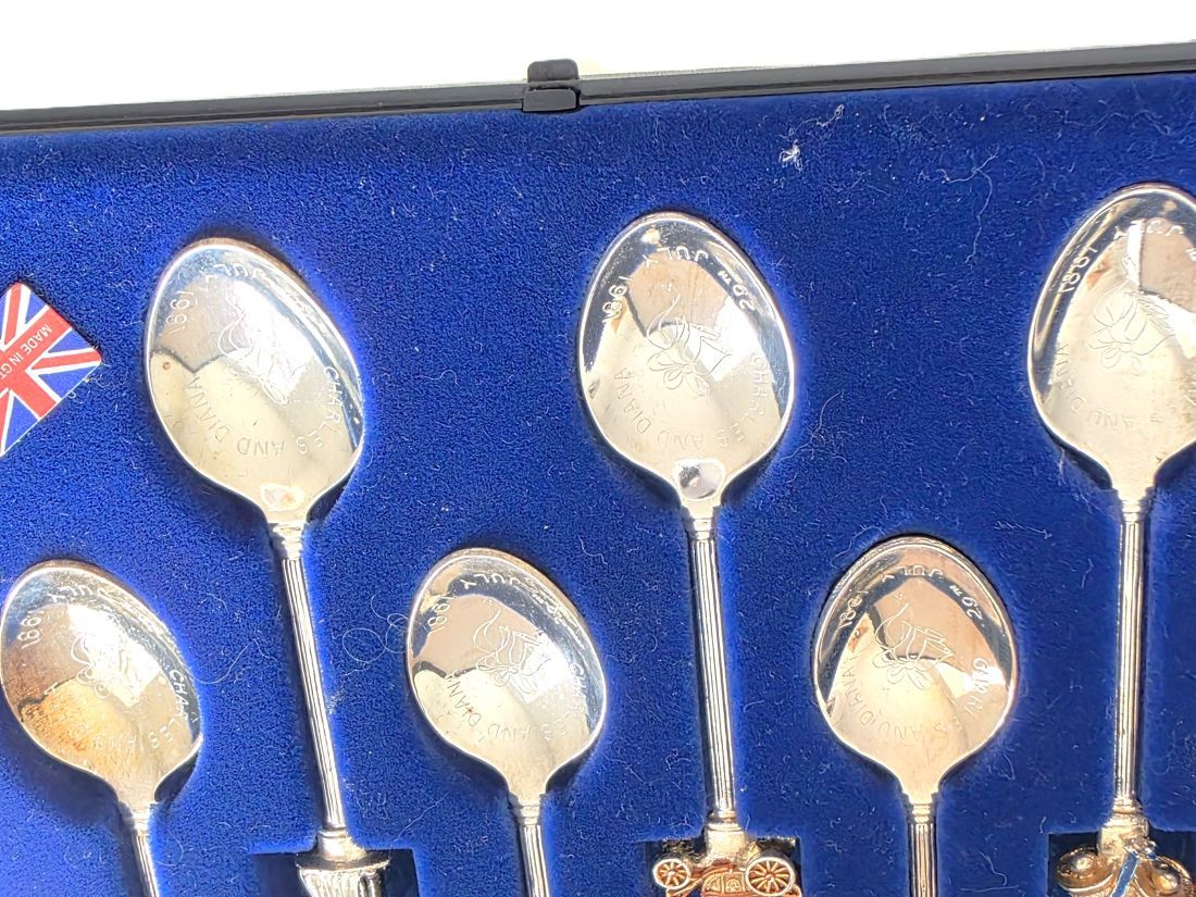 mwc20260313-72 W.A.P.W Great Britain Royal Wedding 1981 Charles & Diana 6-Piece Teaspoon Set with handles depicting Royal Images. Made in England