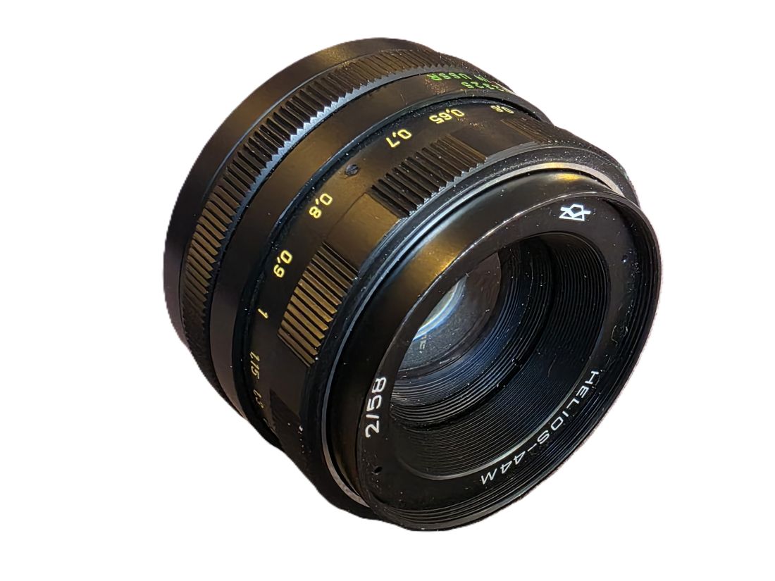 20260410-17 Zenit EM Black 35mm SLR, metered + 58mm f2 Helios-44M M42 lens & ER case