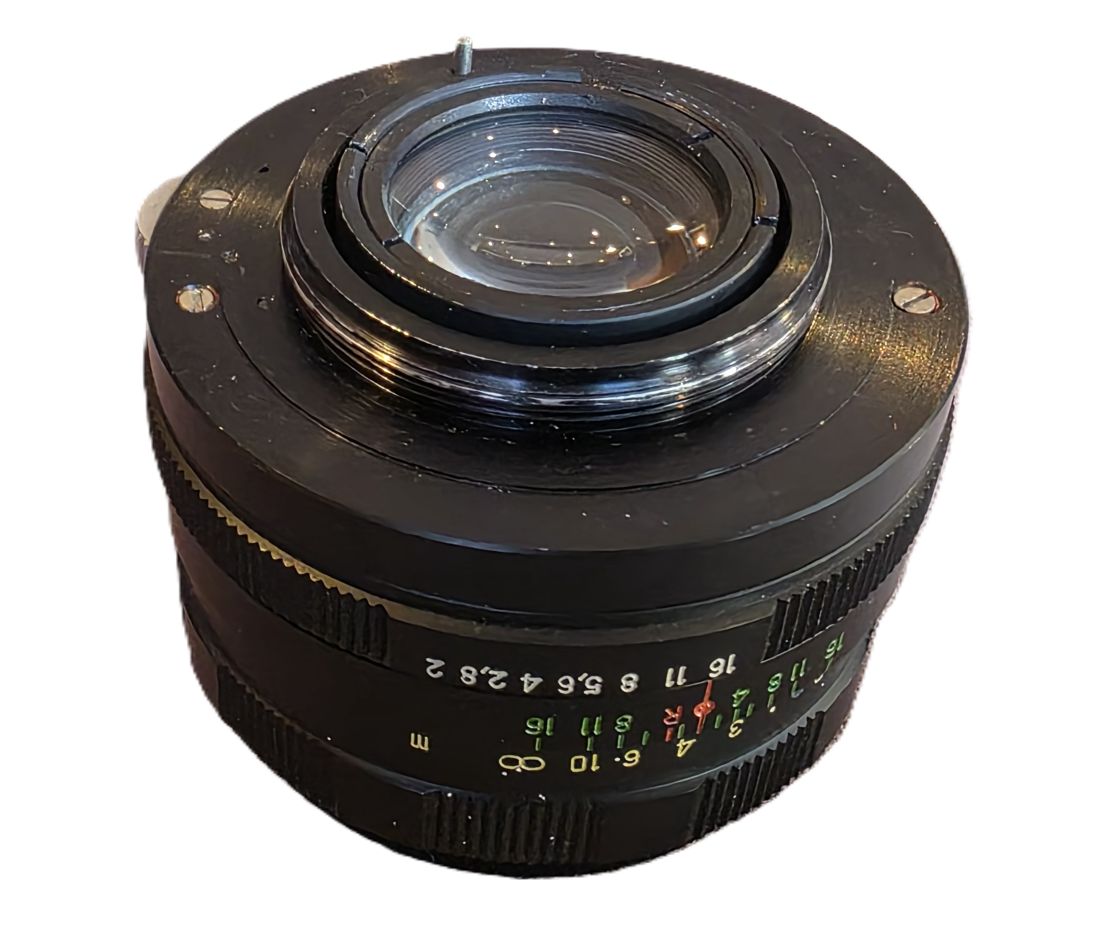 20260410-20 Zenit EM Black 35mm SLR, metered + 58mm f2 Helios-44M M42 lens & ER case