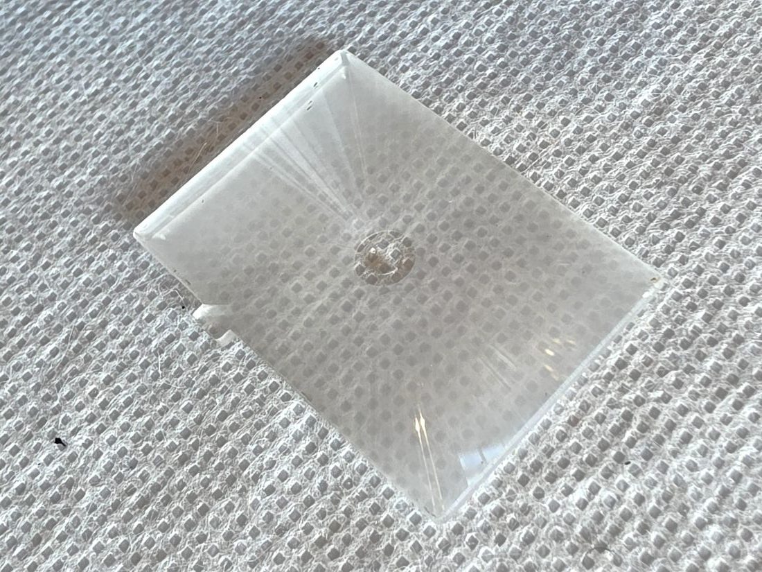 20260529-14 Nikon Focusing screen (Split-Image & Microsprism) for FM2/FE2/FM3a, with Tweezers & keeper case