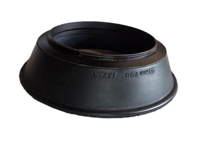 Olympus 49mm Screw-in Rubber lens hood for the 28mm f2.8 OM lens