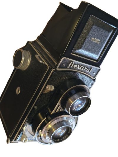Meopta Flexaret 6x6 on 120 TLR with 80mm f3.5 Belar coated lens in Prontor-SVS shutter + Ilford Push-on Clear, Yellow & Orange filter swith 2 lens hoods + makers ER case with strap
