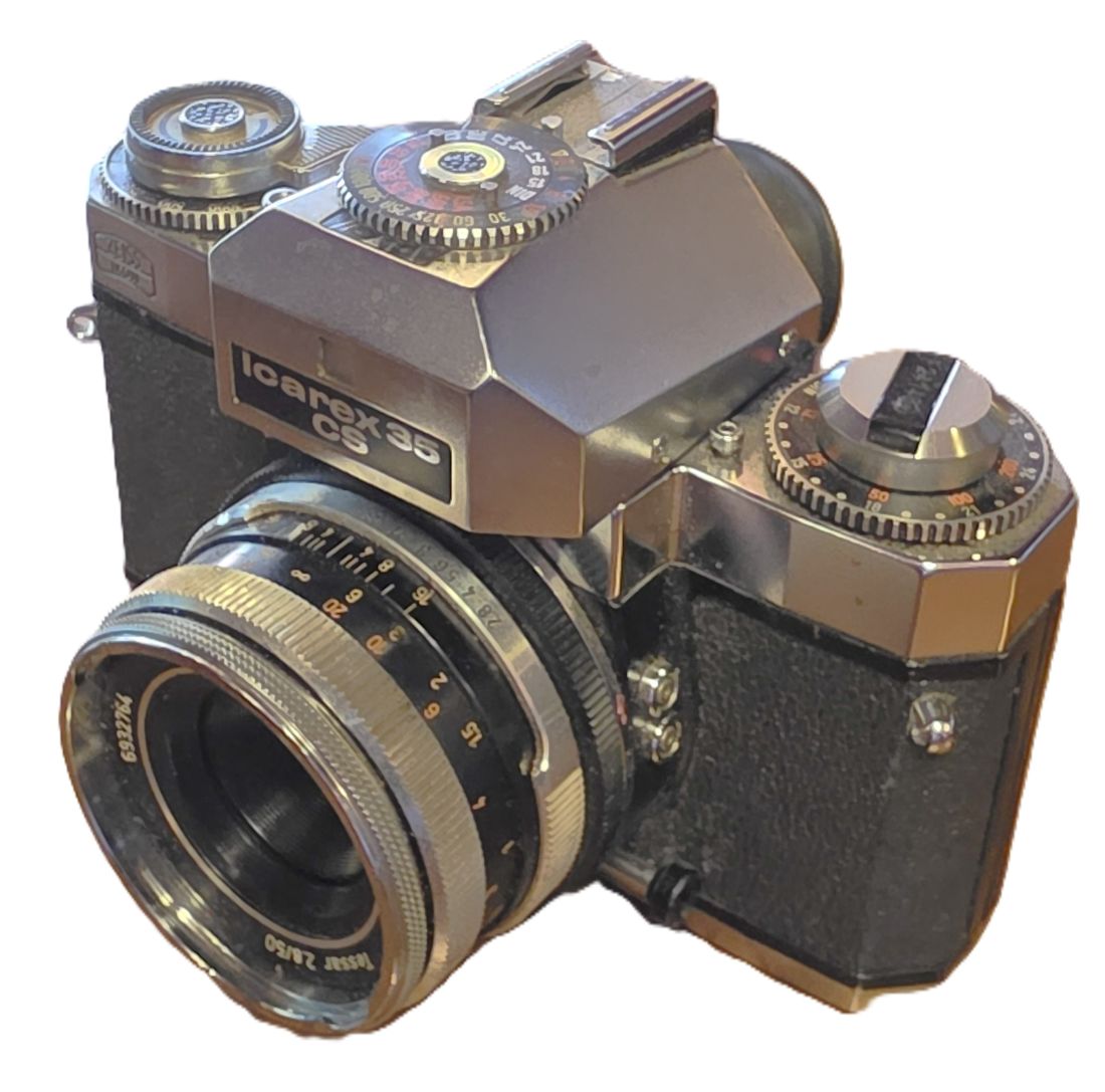 20260529-92 Zeiss ikon Icarex 35CS 35mm SLR with CDS Metering prism finder & 50mm f2,8 Tessar breechlock mount lens. NEEDS SERVICING