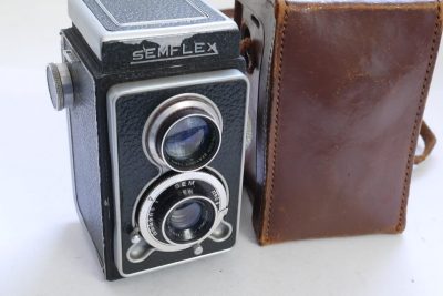 Semflex 6x6 on 120 TLR with Som Berthiot 75mm f4.5 Anastigmat coated lens in Orec shutter + ER case