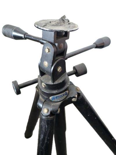 Leitz Tiltall Prefiessional Tripod #4602 with 2-Way head & adjustable feet
