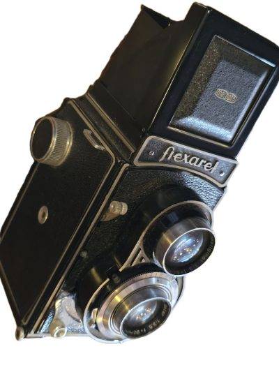 Meopta Flexaret 6x6 on 120 TLR with 80mm f3.5 Belar coated lens in Prontor-SVS shutter + Ilford Push-on Clear, Yellow & Orange filter swith 2 lens hoods + makers ER case with strap