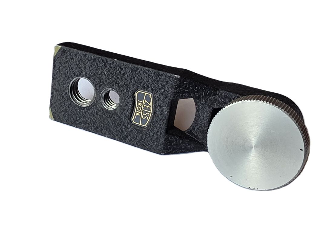 20260605-23 Zeiss Ikon Tripod Raiser/extension bar, small tripod bush size adapting to small & large tripod threads. UNCOMMON
