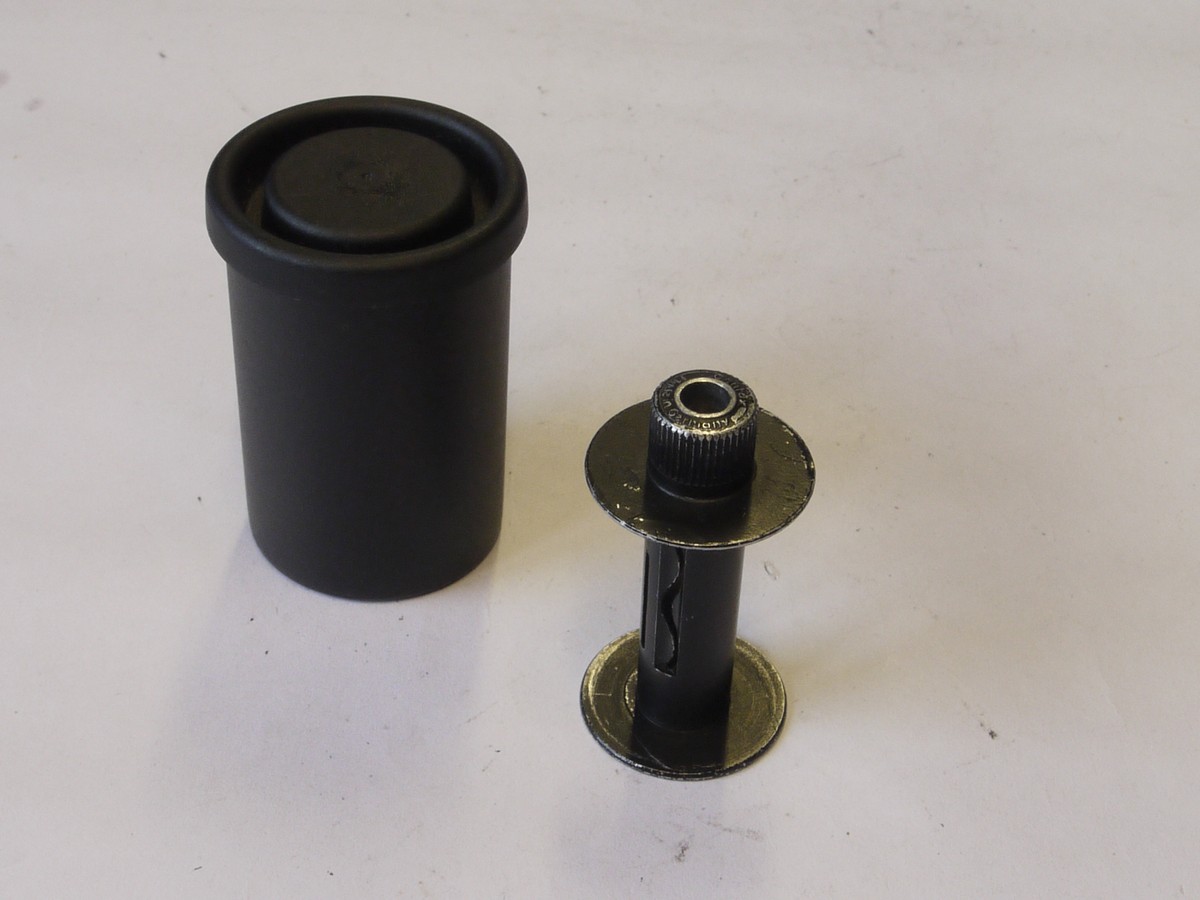 mwclassiccameras-20220617-250 Zeiss Ikon 35mm Take Up Spool marked "Contax" on the end, with vertical slot. For Contax Rangefinder cameras