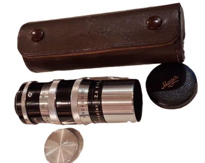 Meyer Gorlitz 7.5cm f2.8 Trioplan C mount Cine lens with makers hood, caps & leather case