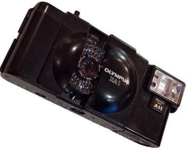 Olympus XA1 35mm Selenium Metered Compact Point-&-Shoot camera with removable A11 Flash + Original instructions