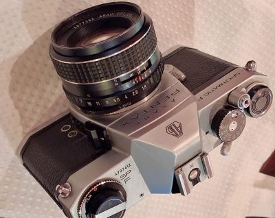 Pentax Spotmatic F chrome 35mm SLR + 55mm f1,8 SMC Takumar M42 screw mount lens & Pentax ER case